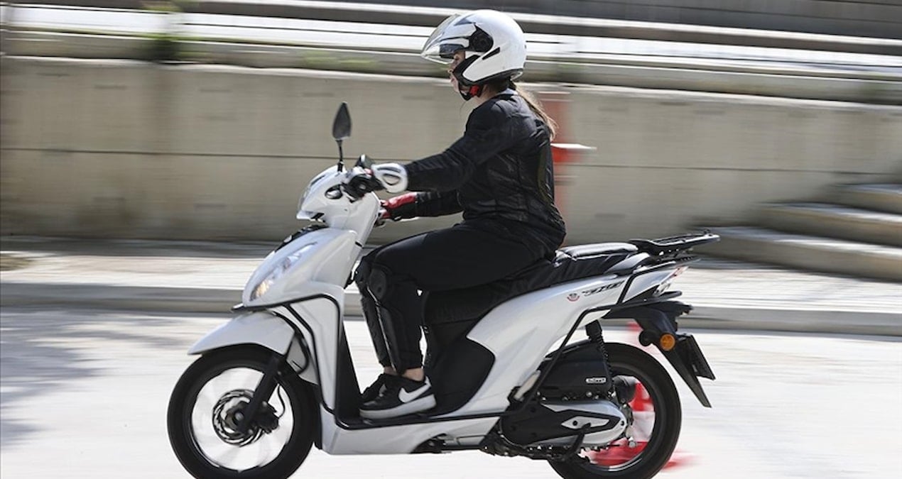 trafikteki motosikletlerin yuzde 65i sigortasiz lCt9K7uc