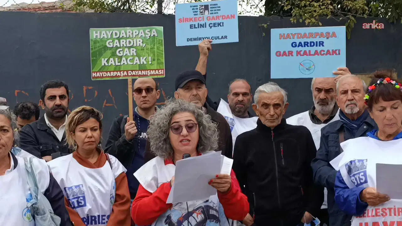 haydarpasa gari eylemi 717 gununde kultur ve sanat maskesiyle kamusal alan gasbi tepkisi pEbGSyer.jpg