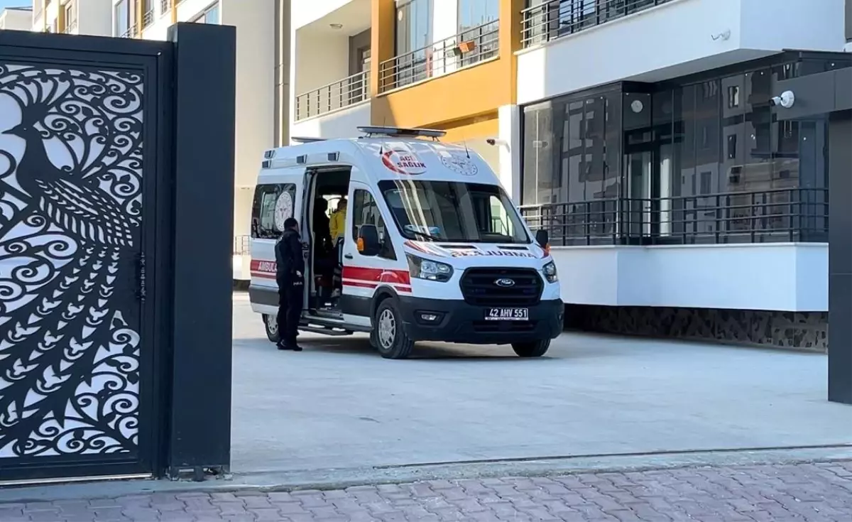 konyada tabancayla oynayan kisi yaralandi 1HqqdzTc.jpg