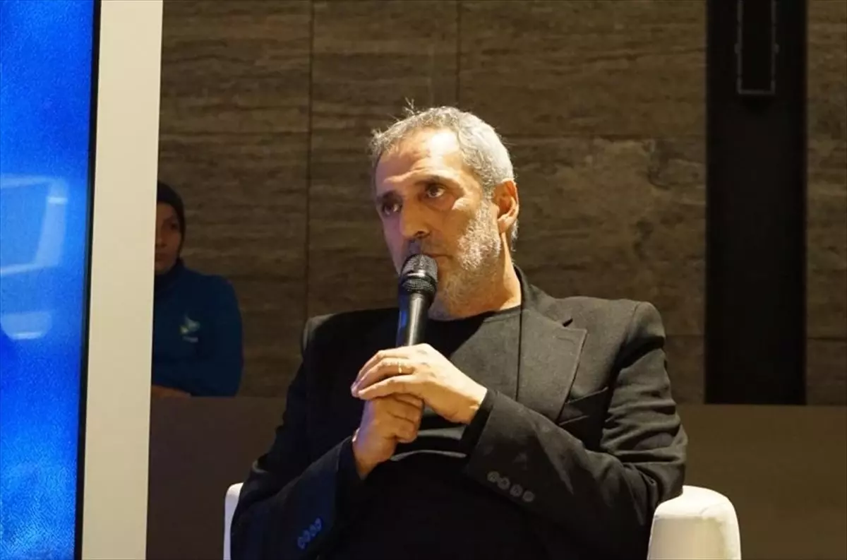 yavuz bingol istanbul uluslararasi halk muzikleri festivalinde turk halk muzigini anlatti vdIzAYmL