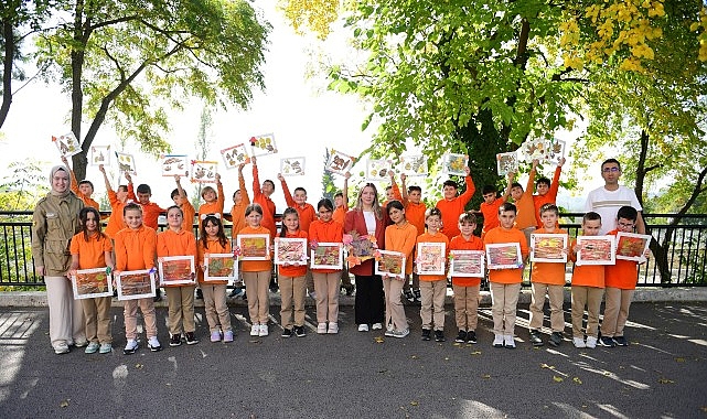 sonbahar yapraklari osmangazide sanata donustu 4zVIw2KN.jpg